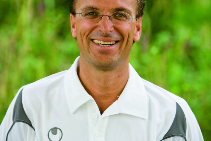 Dr. Christoph Buck