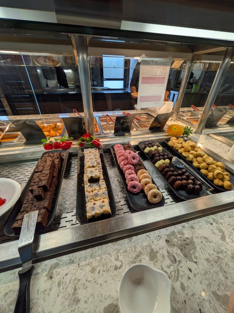 Buffet im Gourmet Lin
